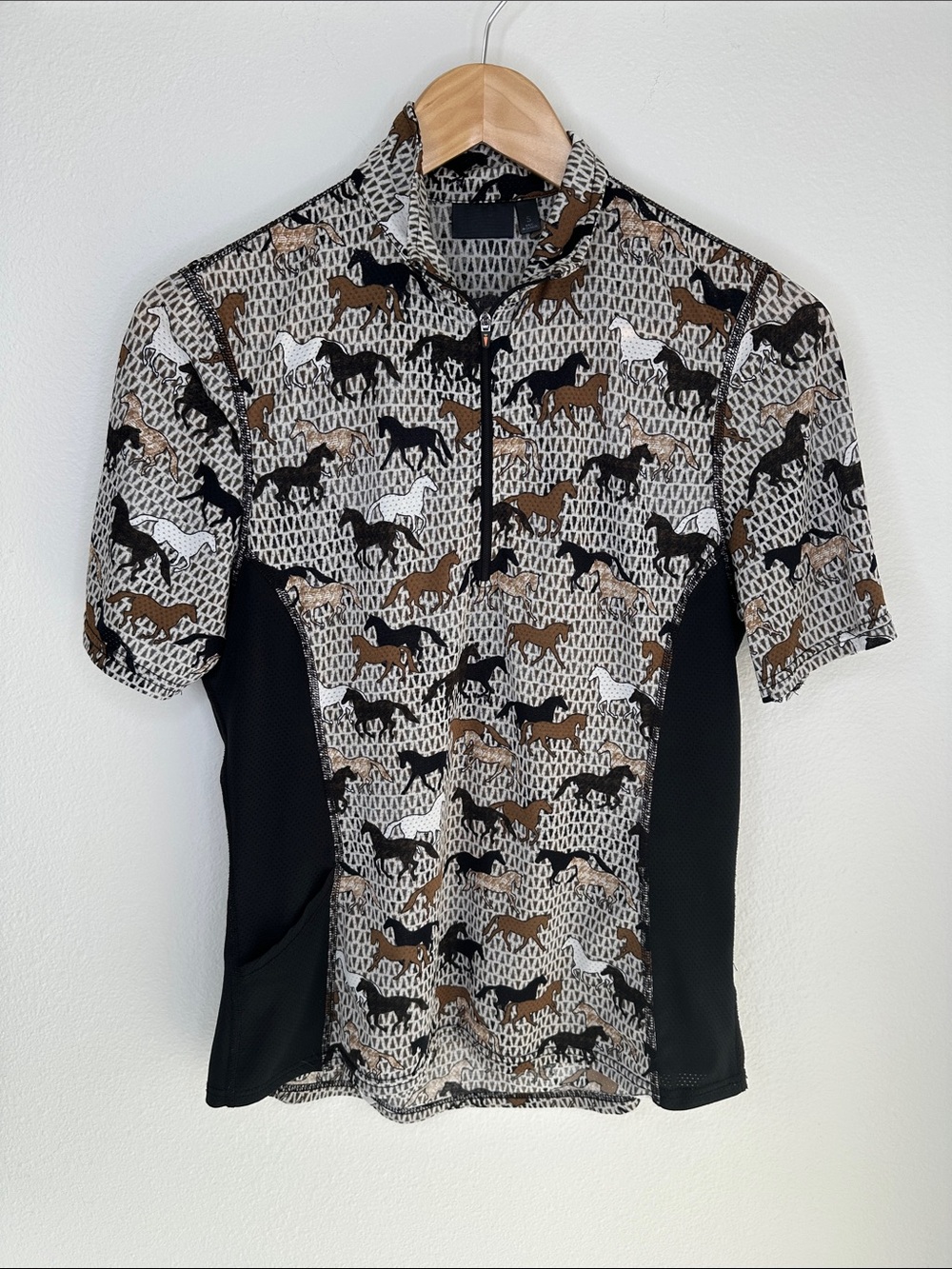 Kerrits Small Summer Ride Ice Fil Short Sleeve Equestrian Horse Print Shirt Top